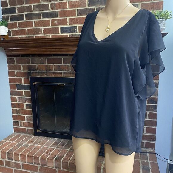 Calvin Klein Women's Size M Flutter Sleeve‎ Black Solid Blouse Top Pre Owned - Picture 1 of 14